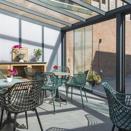 Petite Room With Wifi, Ac, And Shared Kitchen Tilburg Exteriör bild