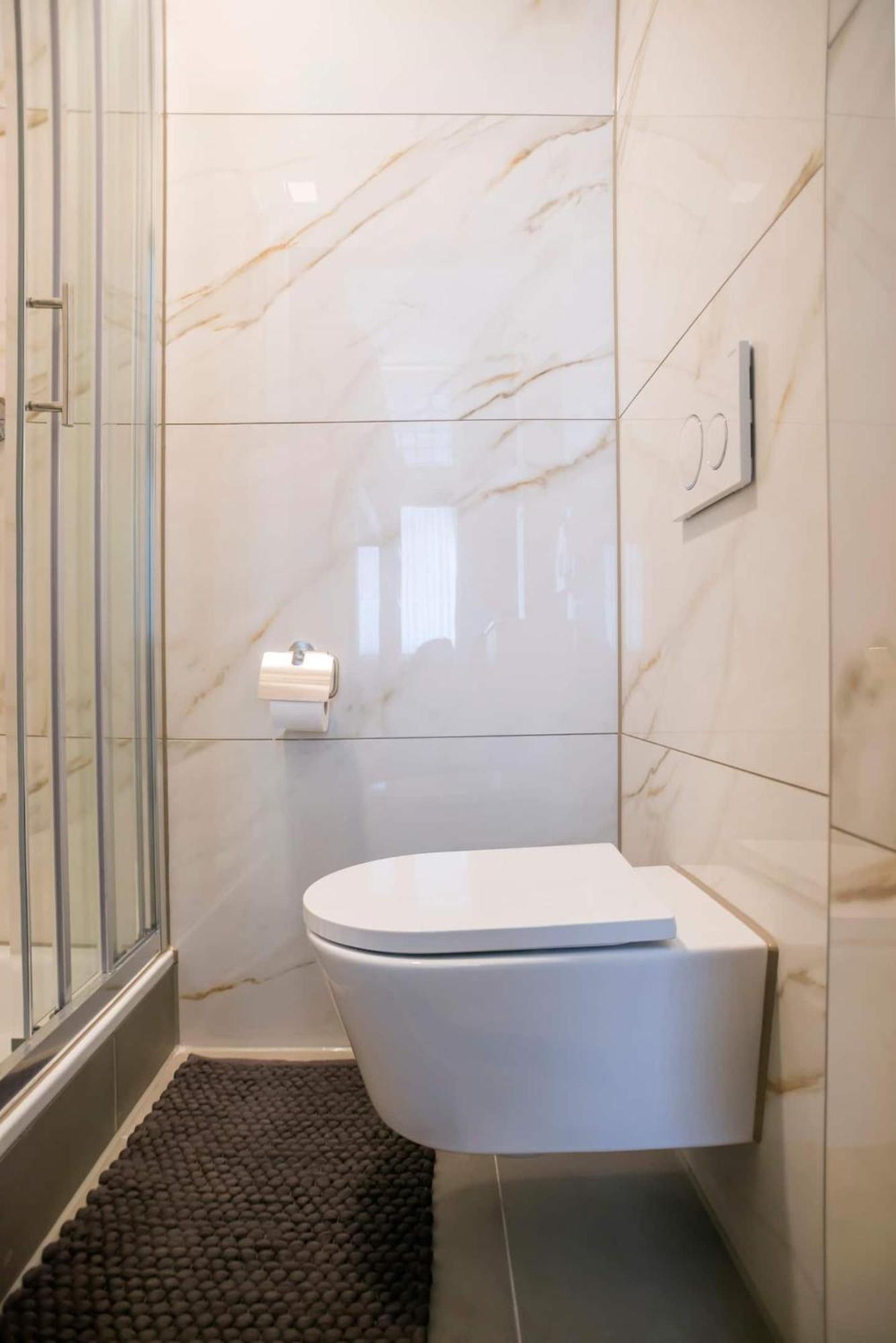Petite Room With Wifi, Ac, And Shared Kitchen Tilburg Exteriör bild