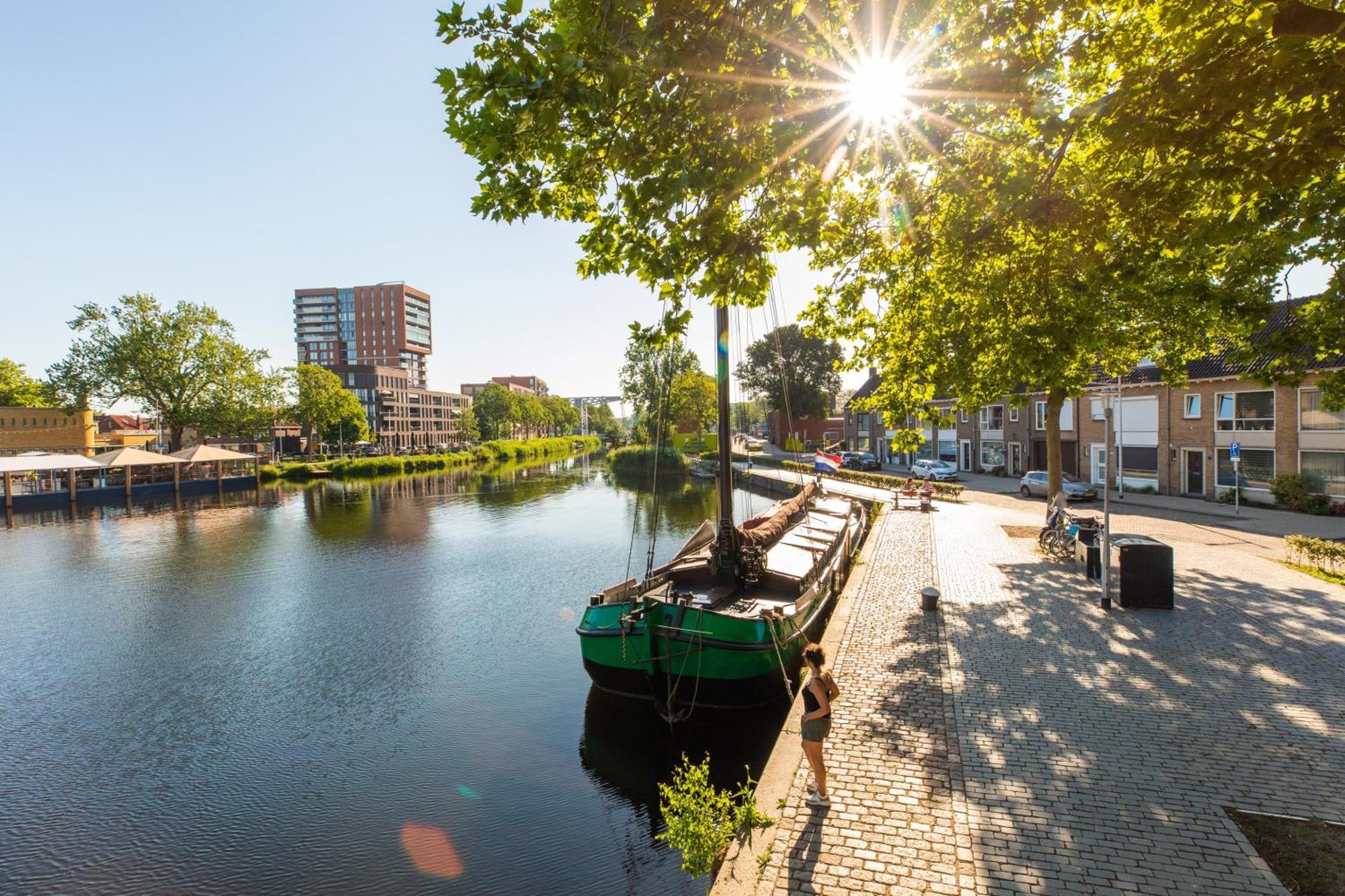 Petite Room With Wifi, Ac, And Shared Kitchen Tilburg Exteriör bild