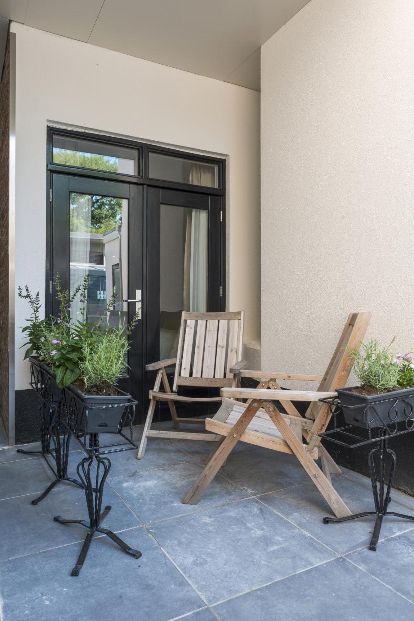 Petite Room With Wifi, Ac, And Shared Kitchen Tilburg Exteriör bild