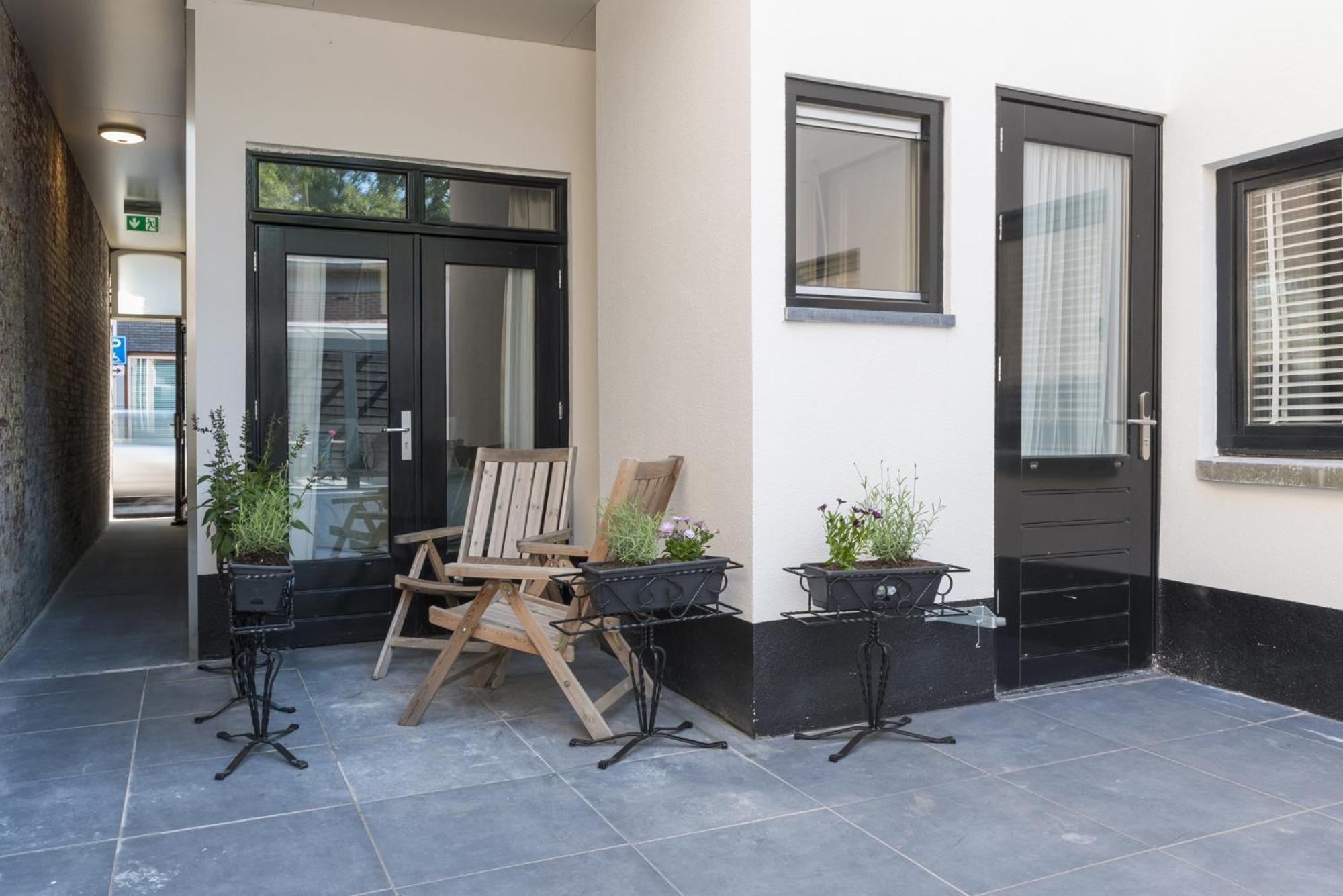 Petite Room With Wifi, Ac, And Shared Kitchen Tilburg Exteriör bild